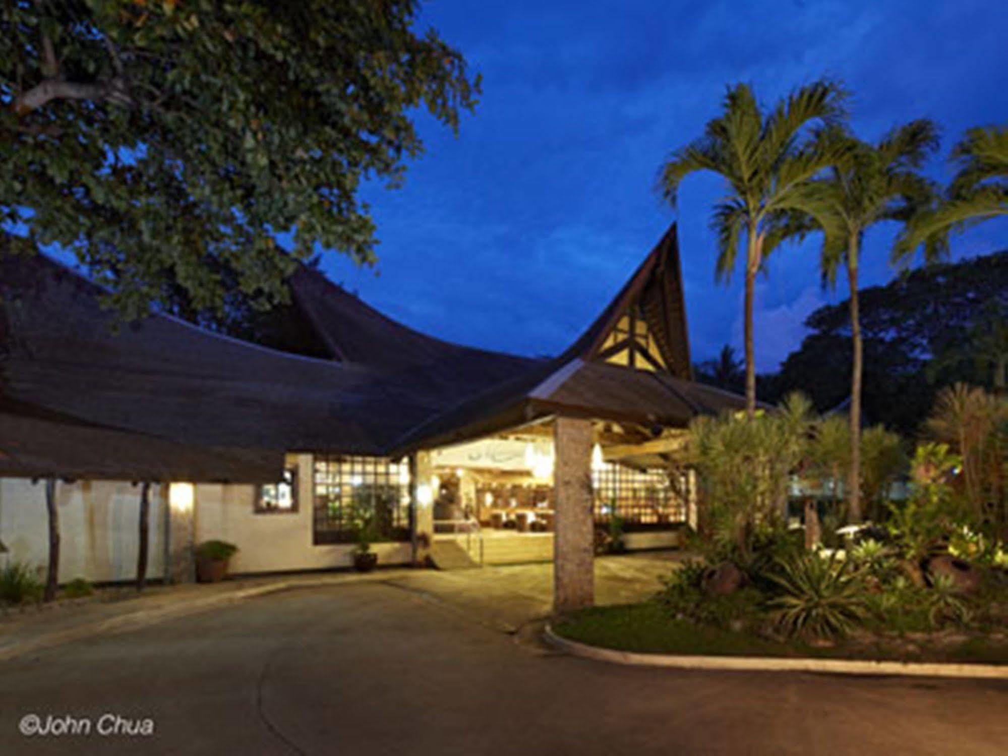 Matabungkay Beach Hotel Lian Luaran gambar