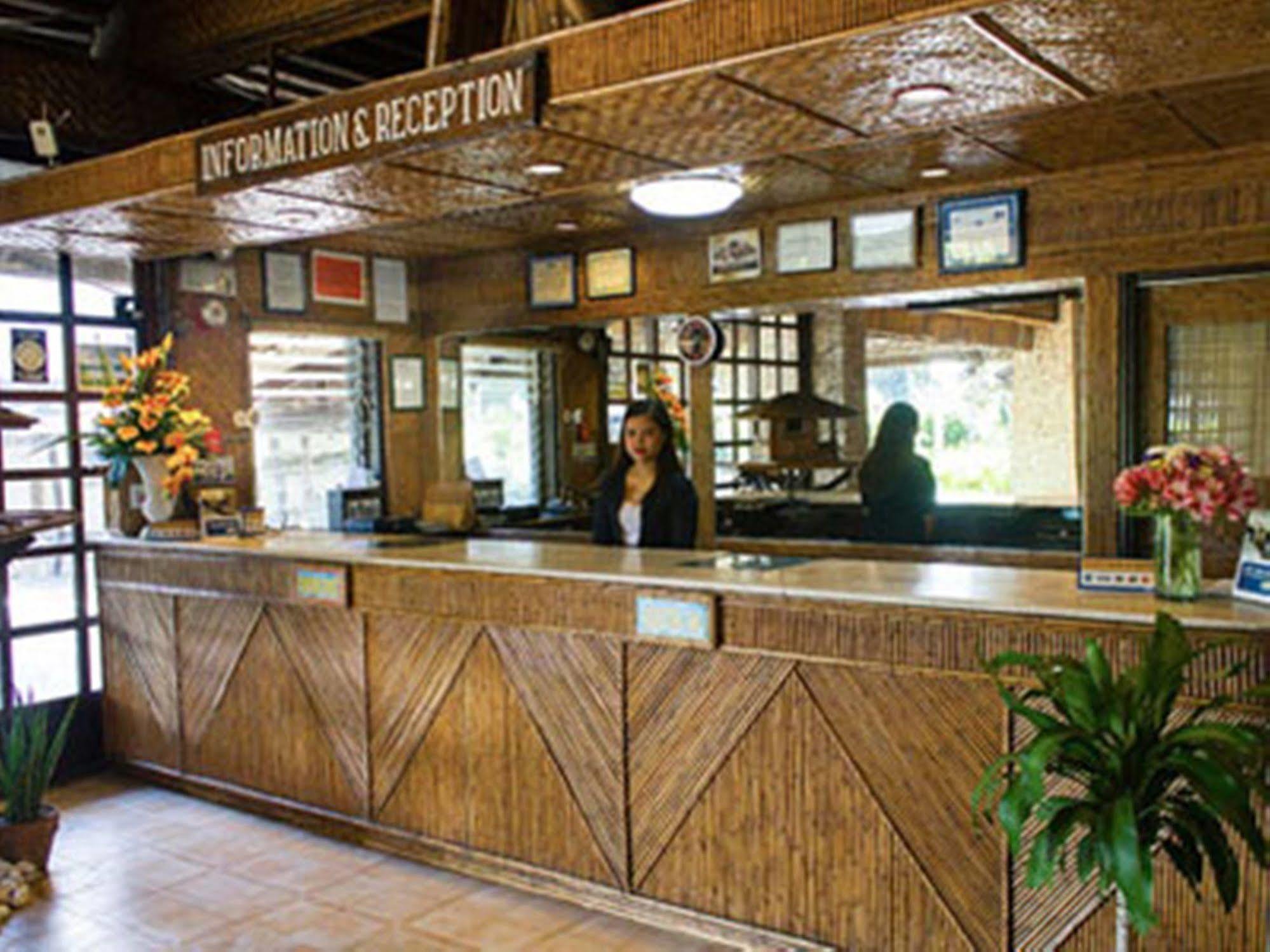 Matabungkay Beach Hotel Lian Luaran gambar