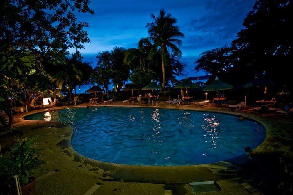 Matabungkay Beach Hotel Lian Luaran gambar